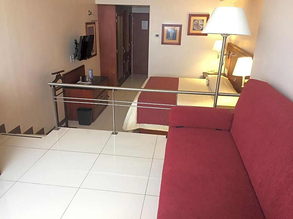 Hotel Fortin Plaza