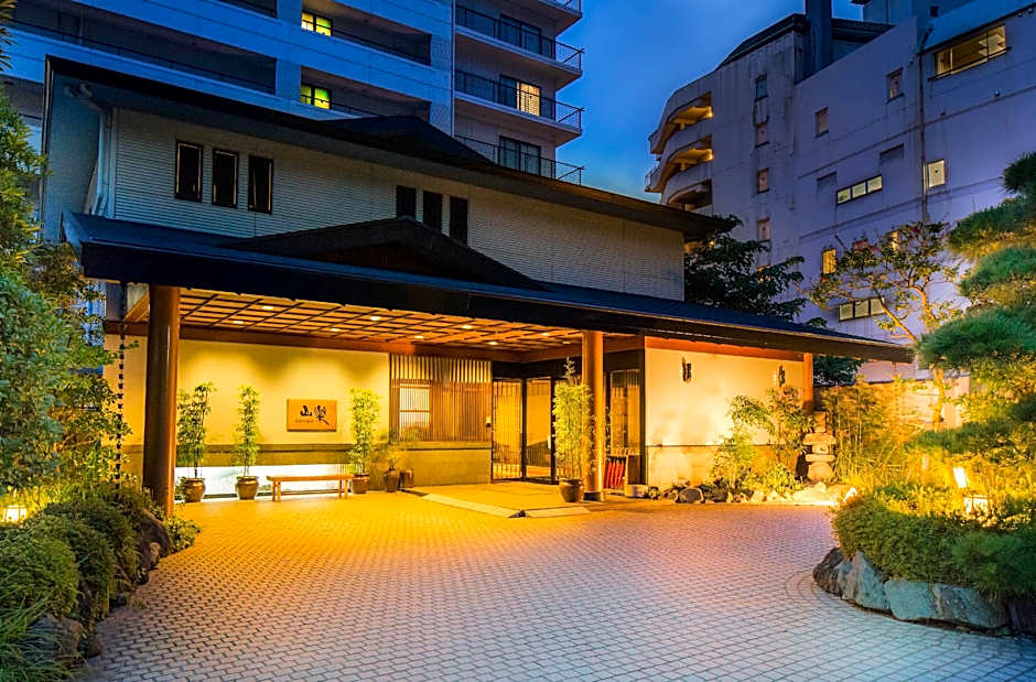 Kinugawa-Onsen Sanraku