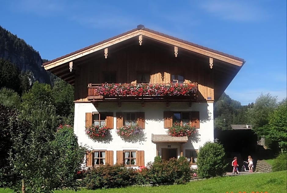 Photo 1 of 25 of Haus Binderschuster