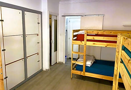Single Bed in 6-Bed Dormitory Room