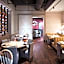 The Logan Philadelphia, Curio Collection by Hilton