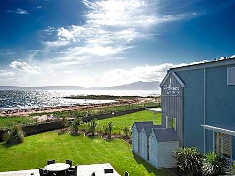 The Waterside Hotel