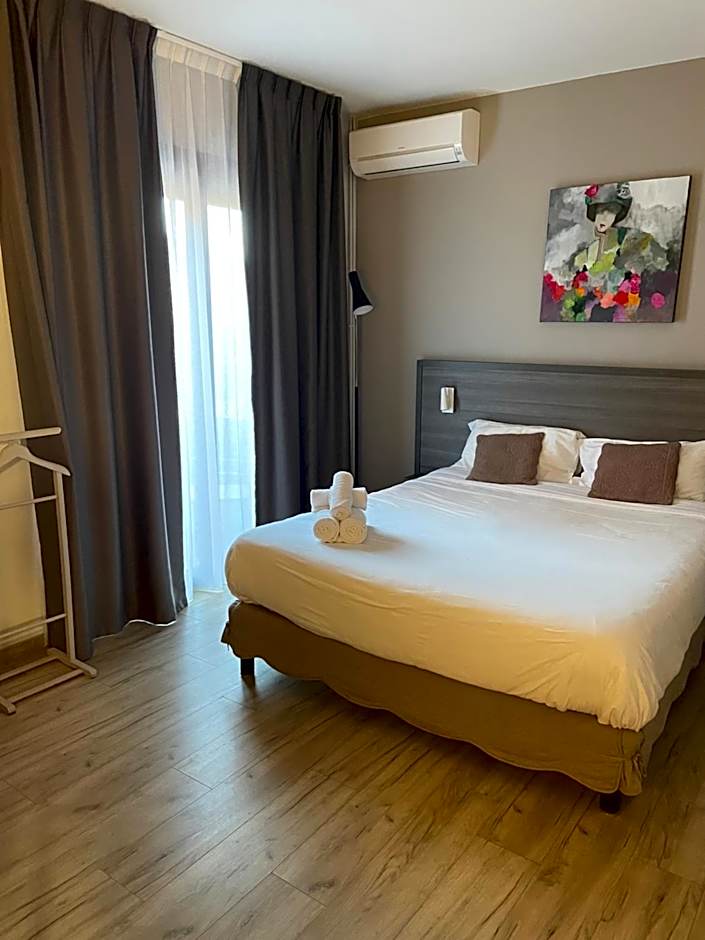 Hotel Pyrene