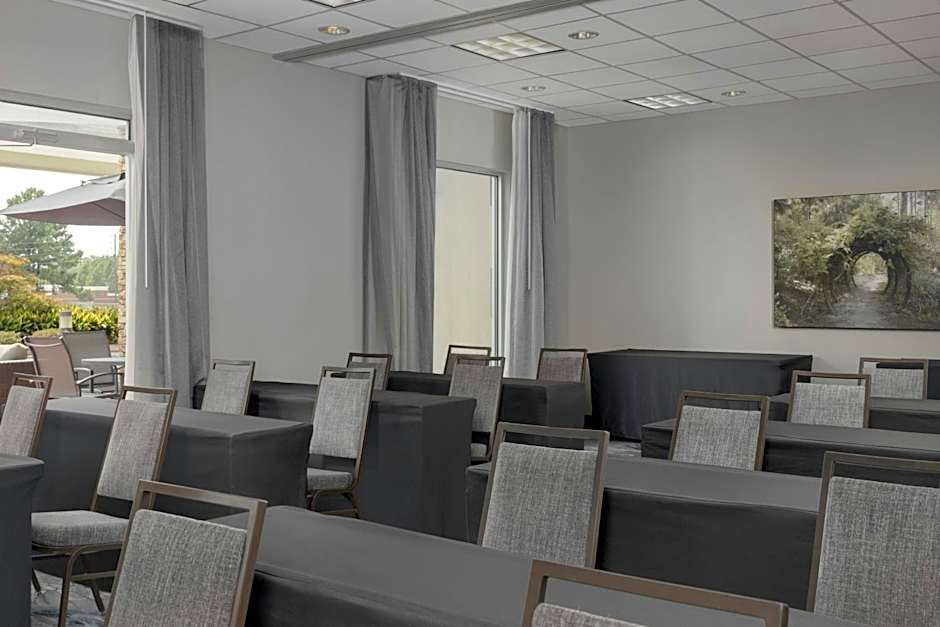 Fairfield Inn & Suites by Marriott Fayetteville North