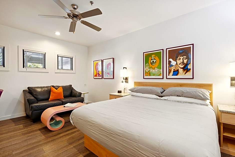 Hotel Folly with Marsh and Sunset Views