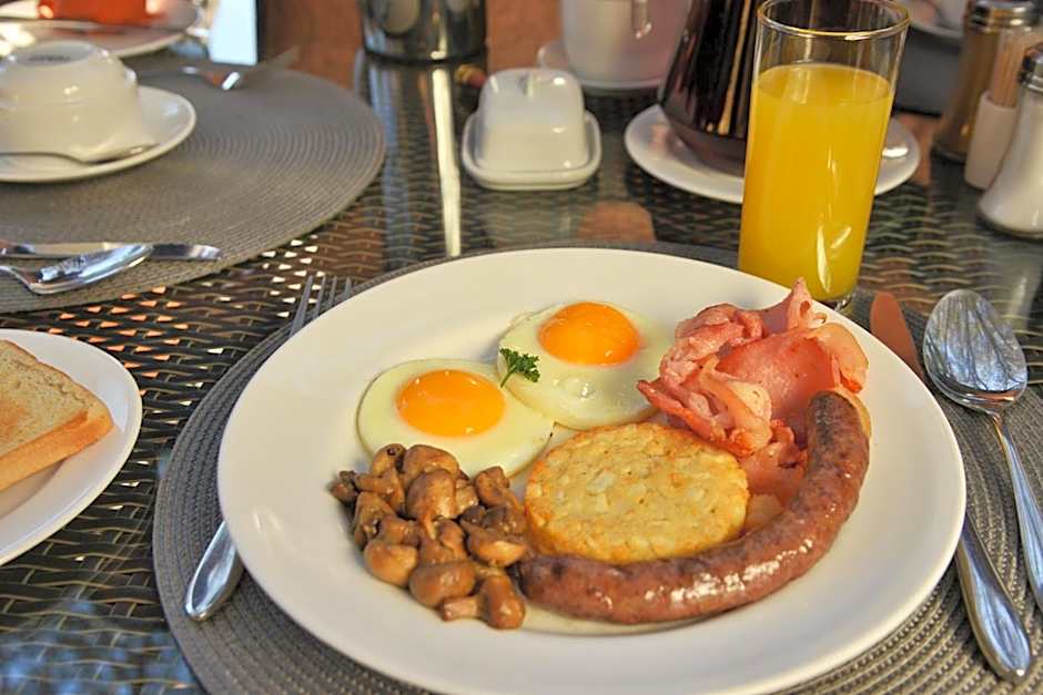 Sibuya Game Reserve and Lodge