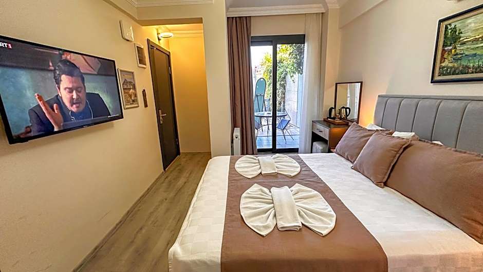 Mykonut Boutique Suites