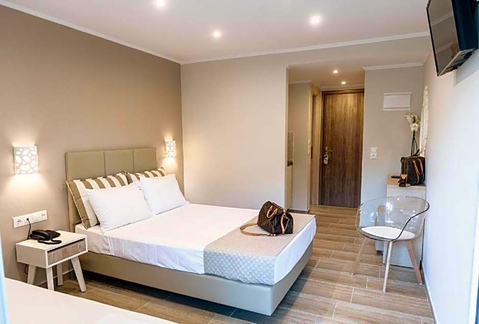 Ammos Beach Seaside Luxury Suites Hotel