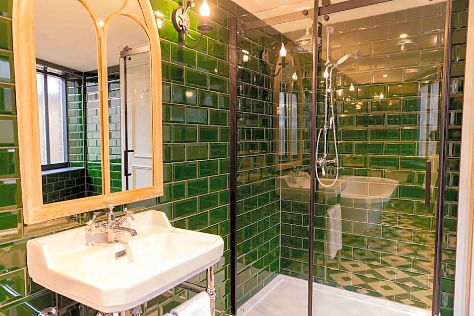 The Dirty Bottles Hotel