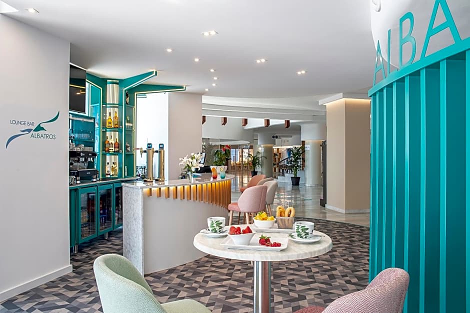 Hotel El Puerto by Pierre Vacances