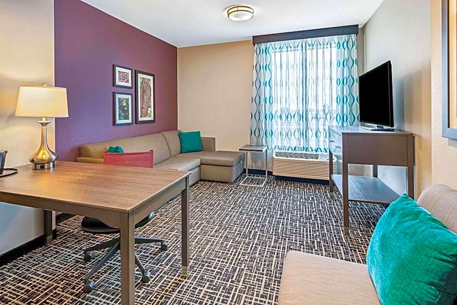 Photo 1 of 7 of Deluxe 1 King Bed Suite