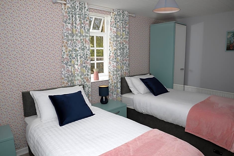 Cloverhill Gate Lodge