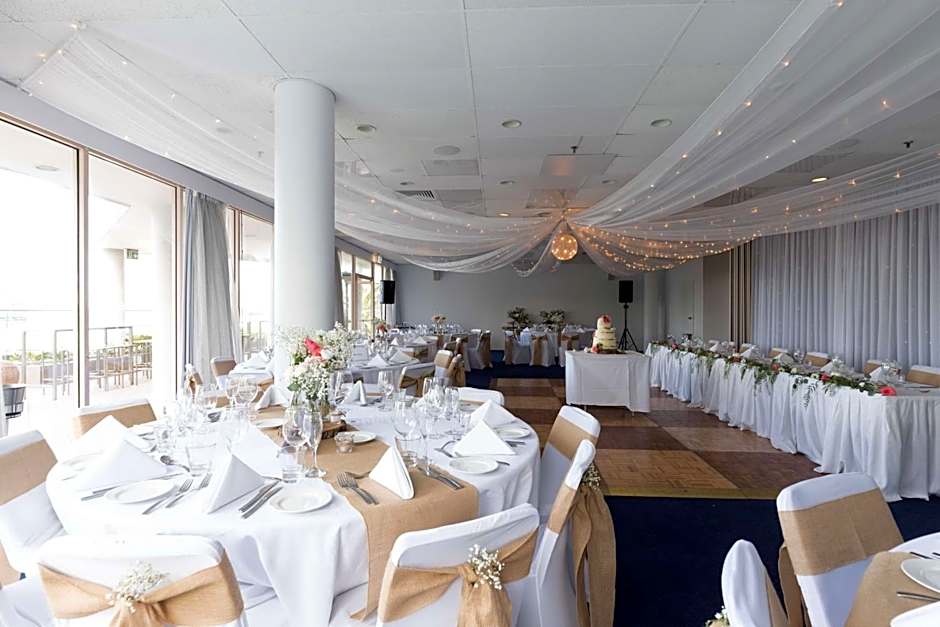 Rydges Cro''a Beachside