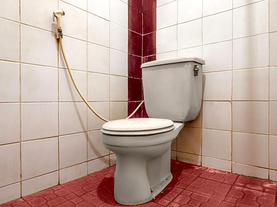 SPOT ON 2341 Hotel Padjajaran 2