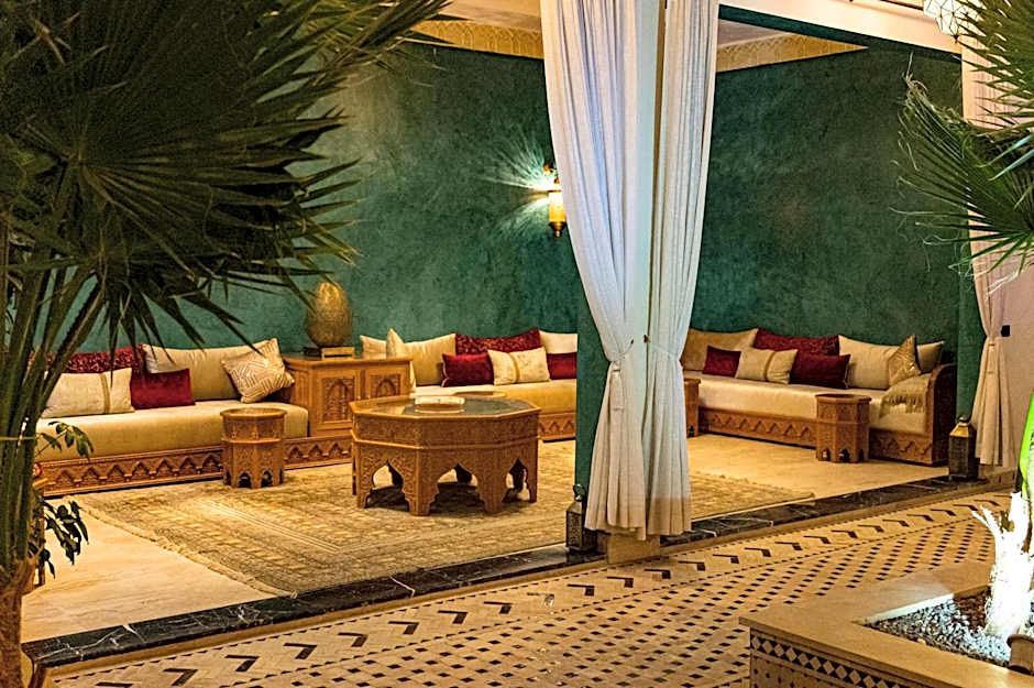 Riad Tonaroz
