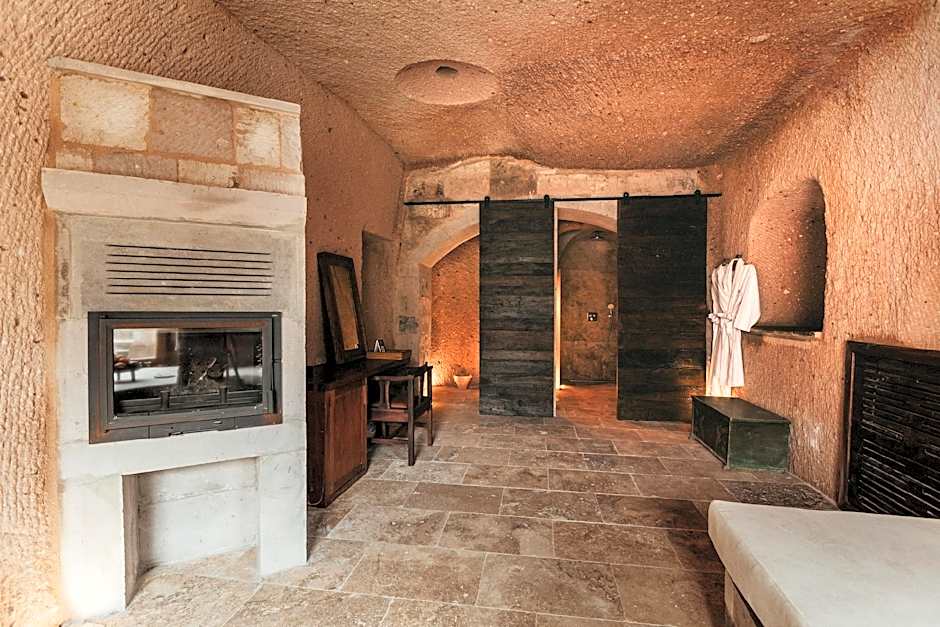 Millstone Cave Suites