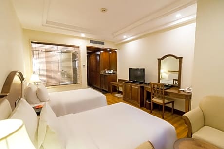 Superior Twin Room with Hill View