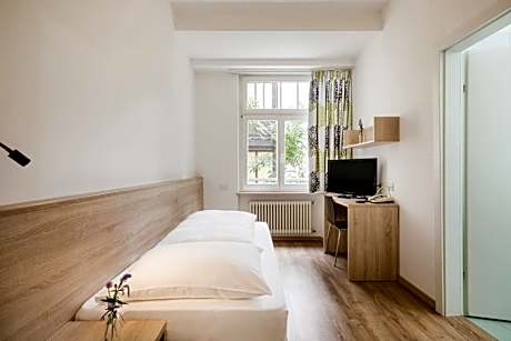 Basic Single Room