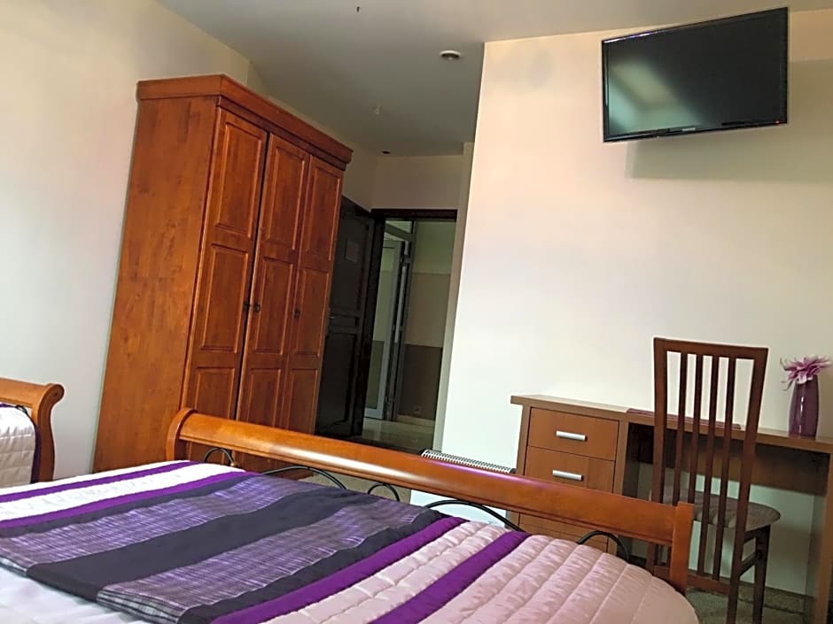 Dworek w Dawnej Szkole