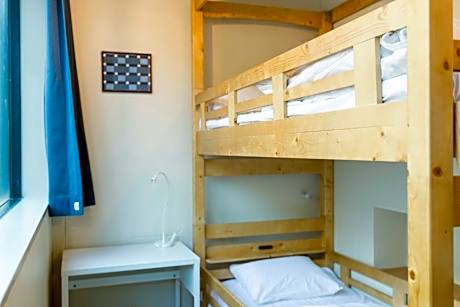 Semi Private 2 Bunk Beds in Mixed Dormitory Room (2 Adult)