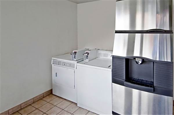 Travel Inn & Suite