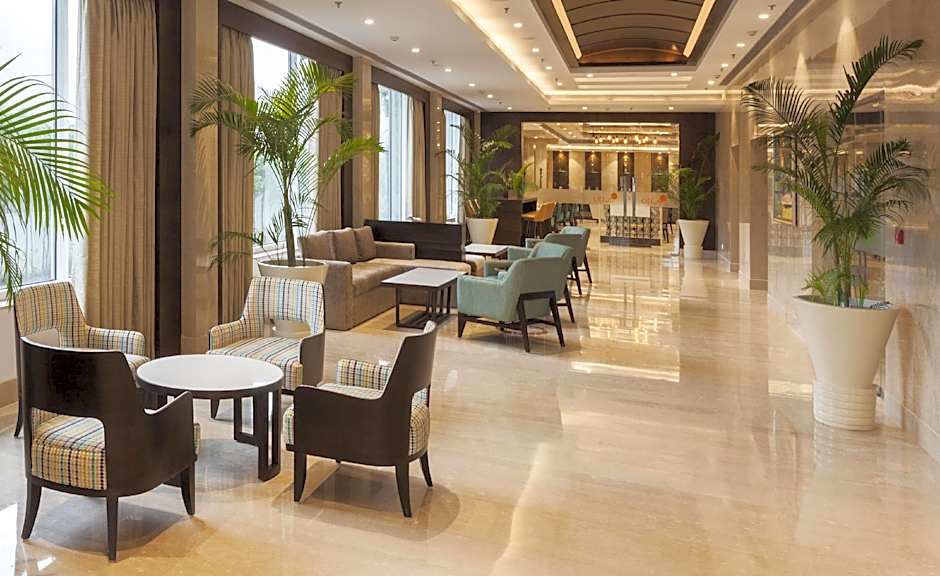 Lemon Tree Hotel Lucknow