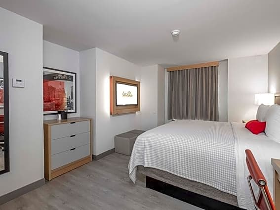 Hotel Saint Clair - Magnificent Mile