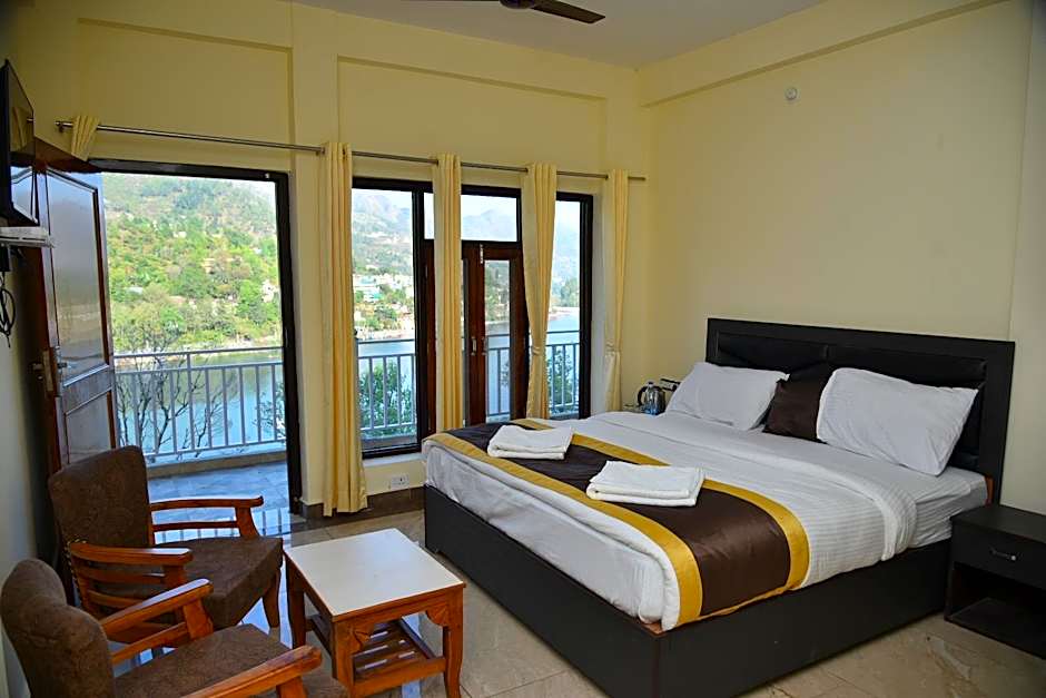 Hotel Lake Paradise Inn