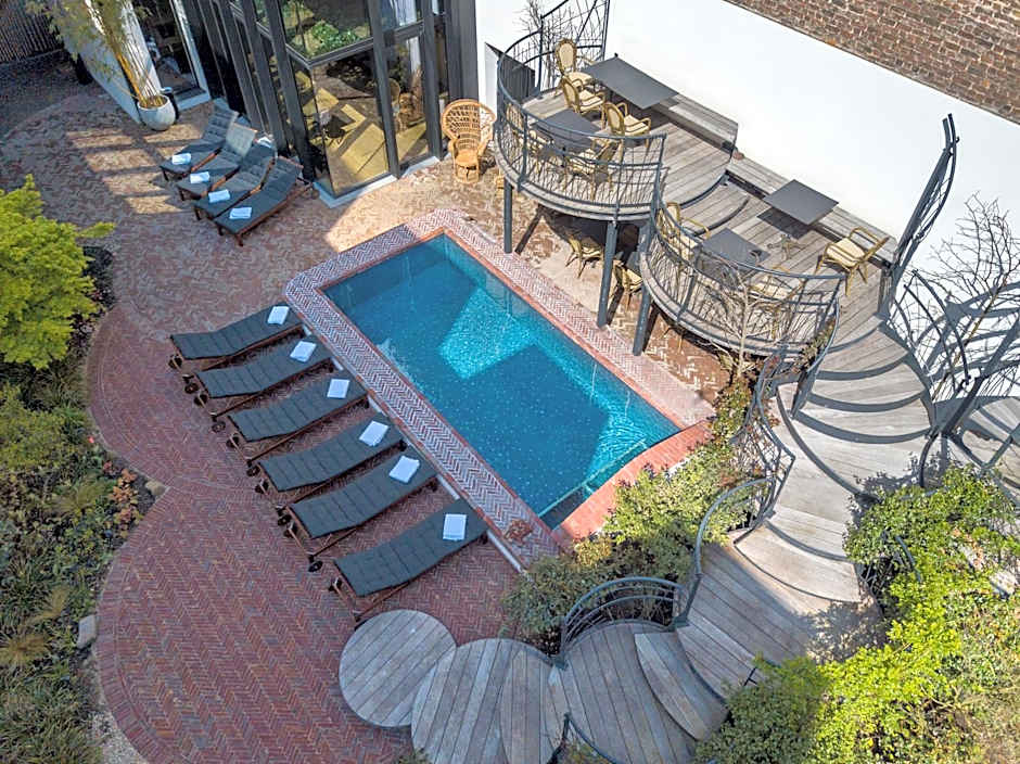 Latroupe Hotel Jardin Secret