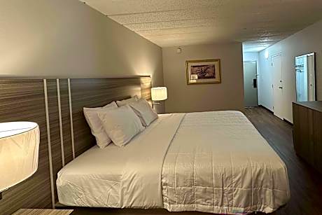 King Room - Non-Smoking