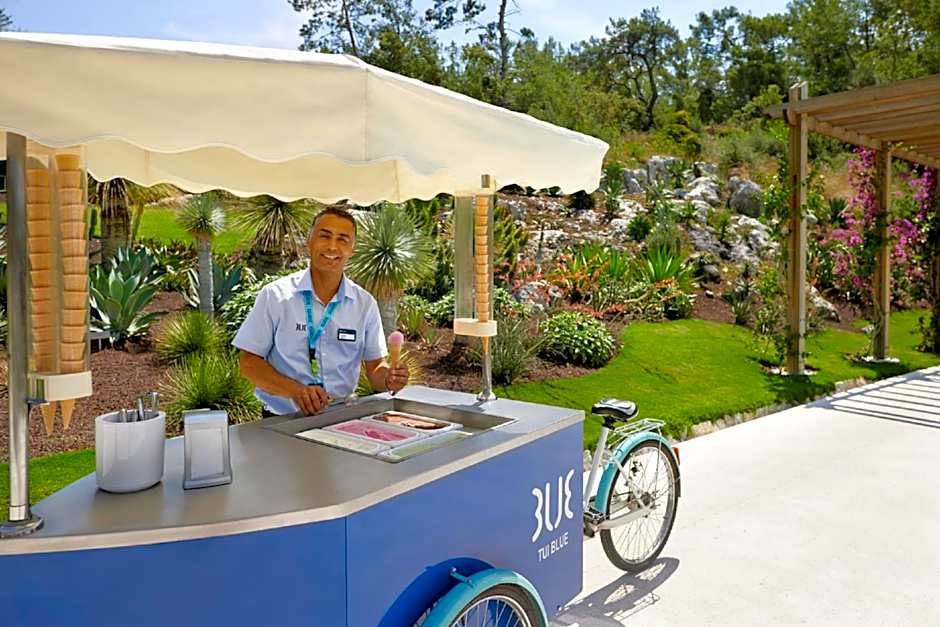 TUI BLUE Sarigerme Park