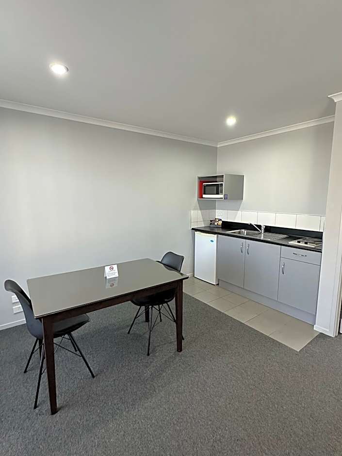 Eastland Pacific Motor Lodge