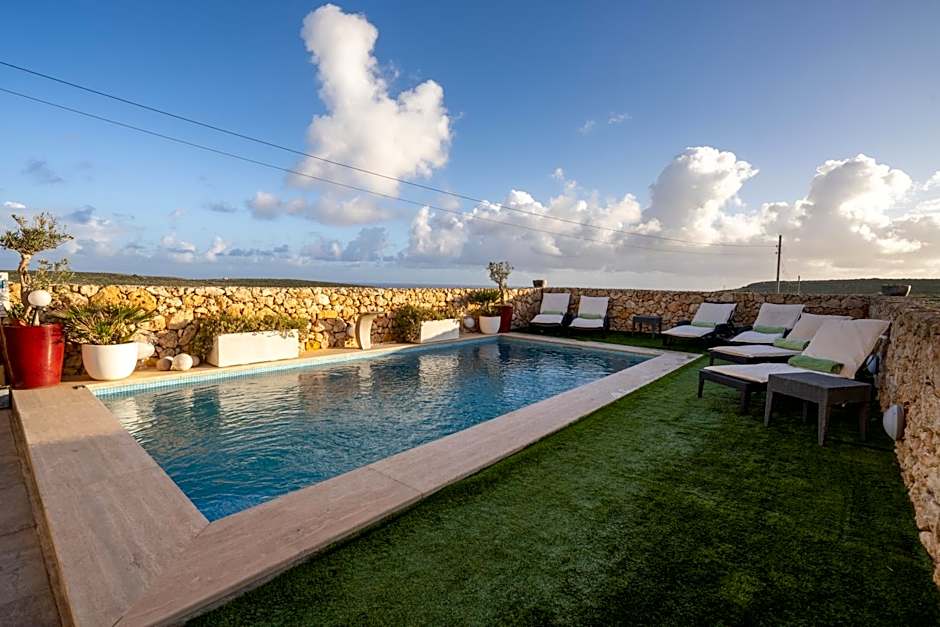 Ajuga Luxury Boutique B&B