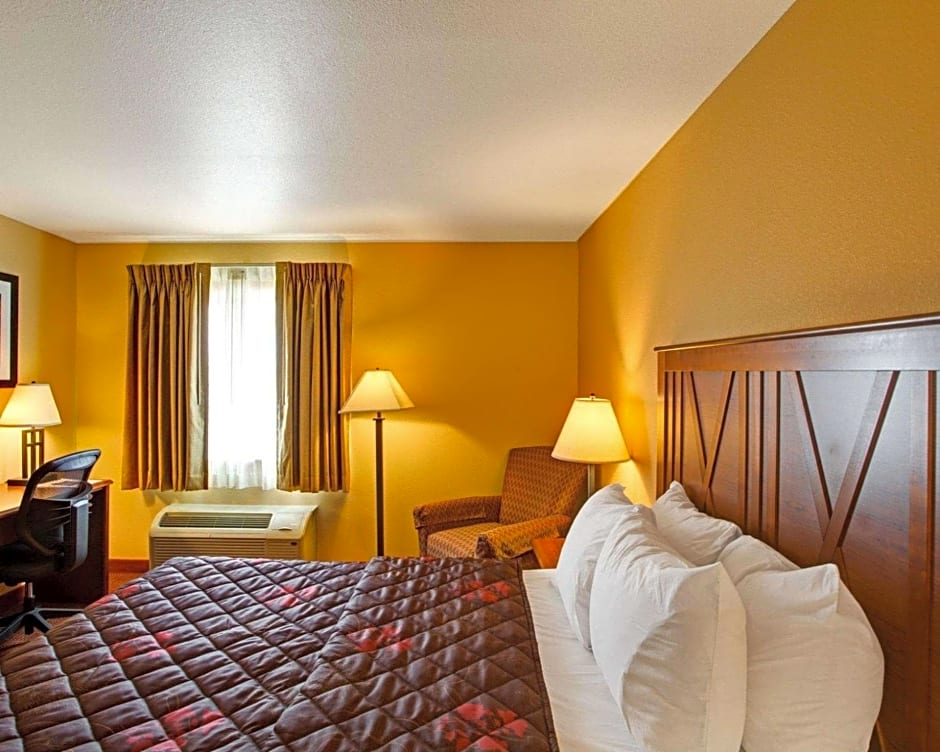 Rodeway Inn & Suites Phillipsburg