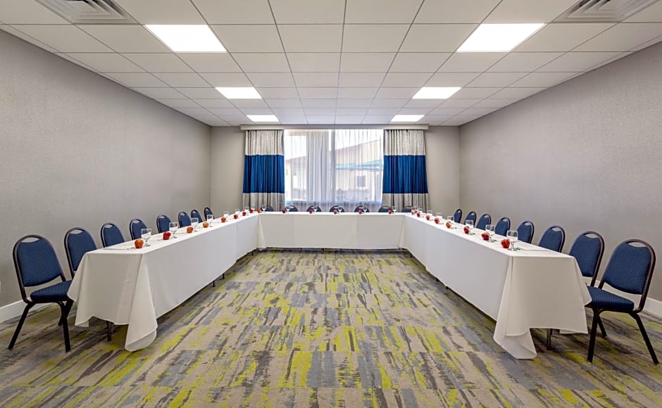 Holiday Inn Hotel & Suites Daytona Beach On The Ocean by IHG