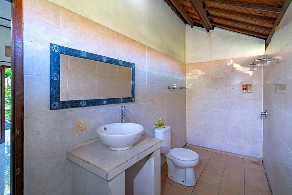 Taos House Lembongan By DeWizZ Management