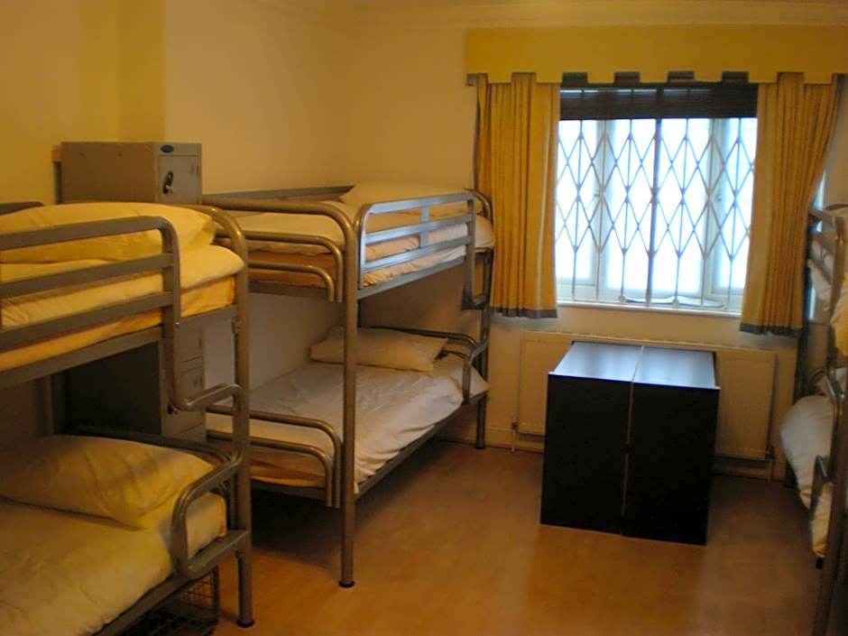 365 London Hostel
