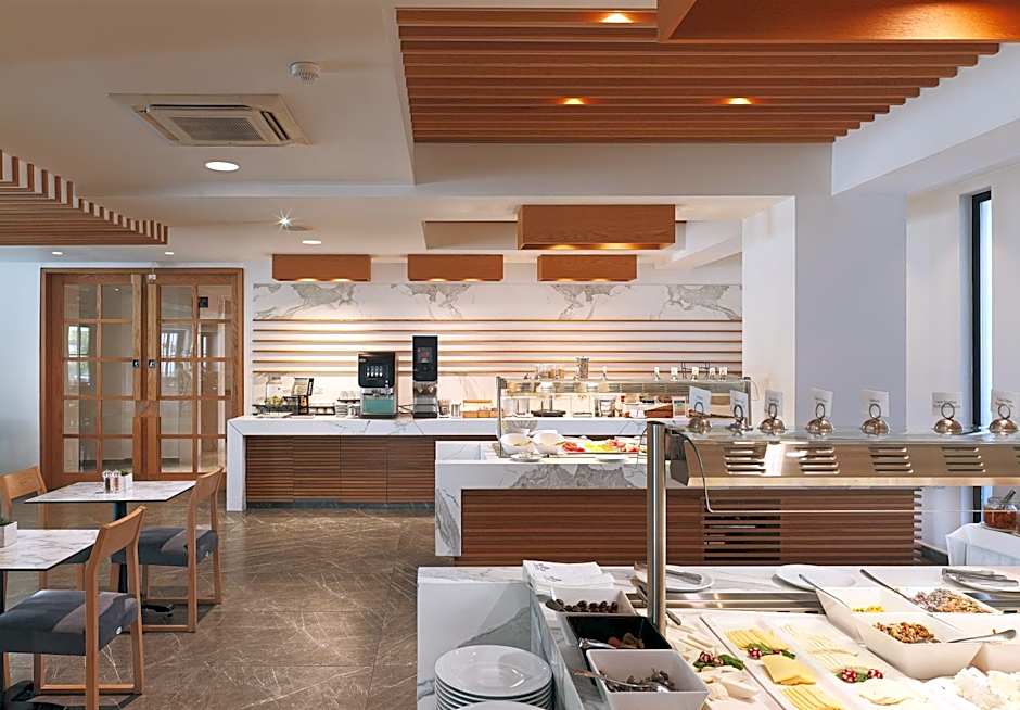 Pefkos City Hotel