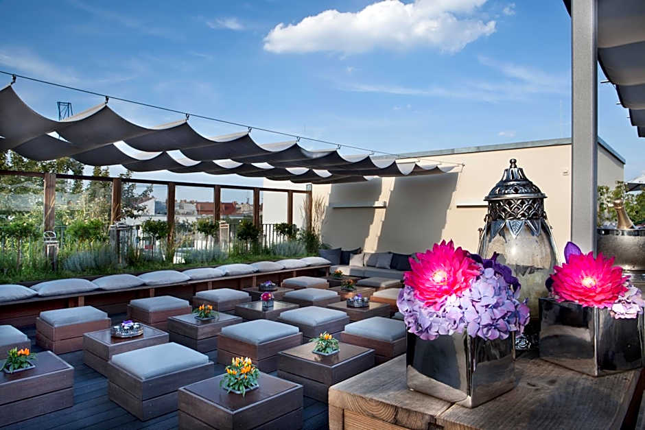 Hotel AMANO Rooms & Apartments