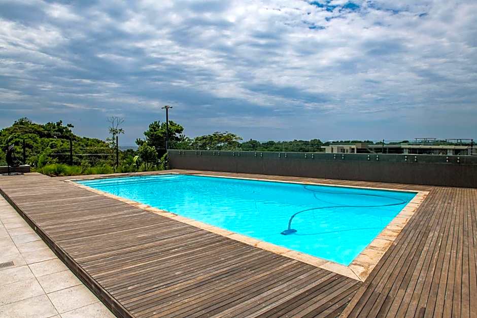 Hugos Seaside Haven E210