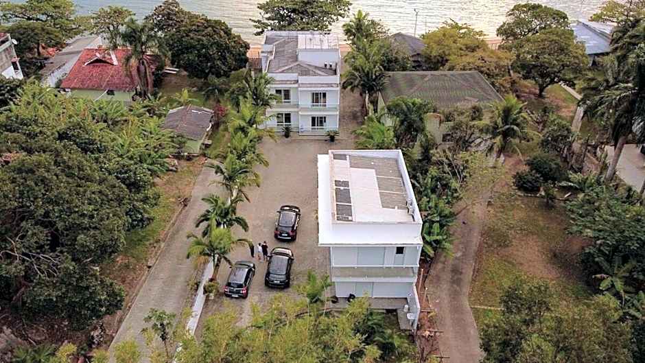 Charme, pôr do sol, praia privada. Exclusividade.