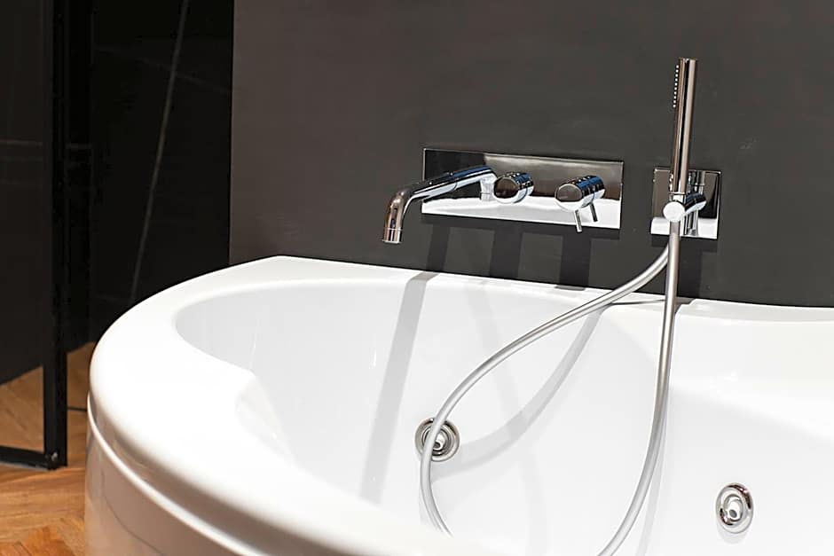 Artemide Guest House