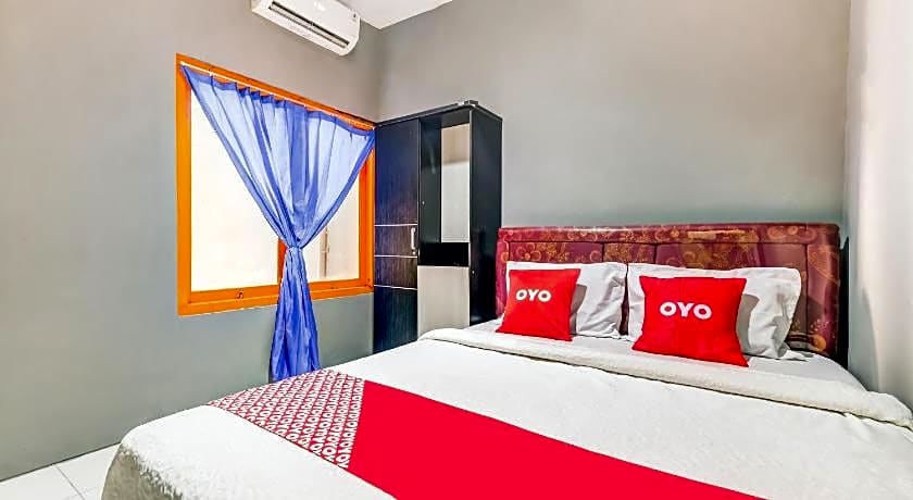 OYO Life 91239 Kost Rosandy House Yogyakarta