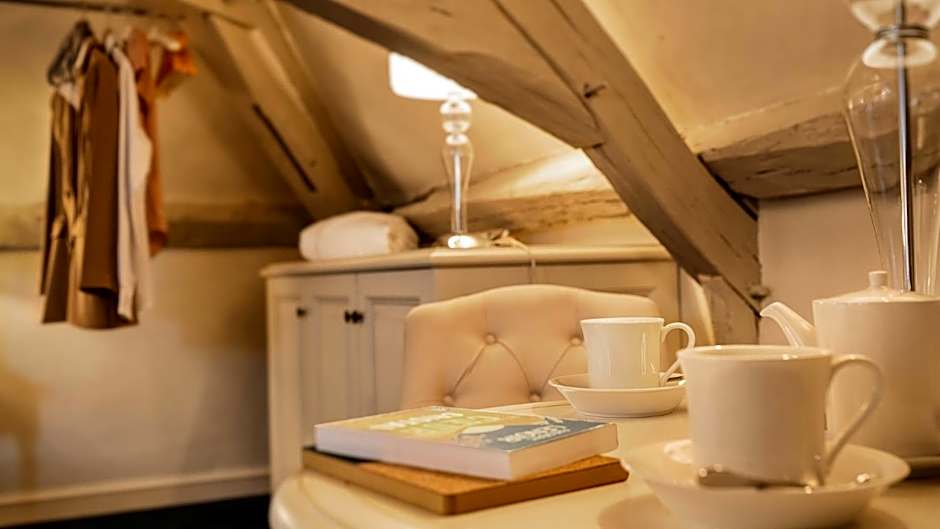 Abbaye De Villeneuve