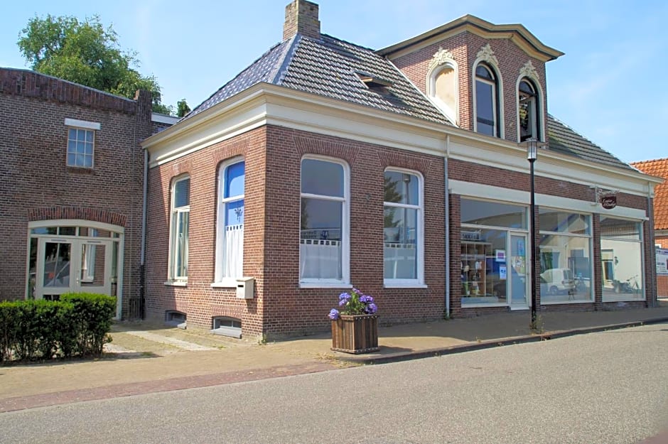 Bij De Kunstenaars