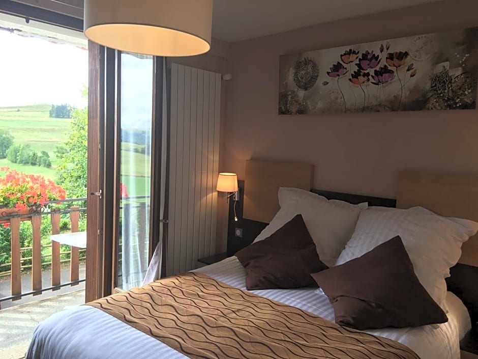 Auberge de la Petite Ferme, Super-Besse Est, The Originals Relais