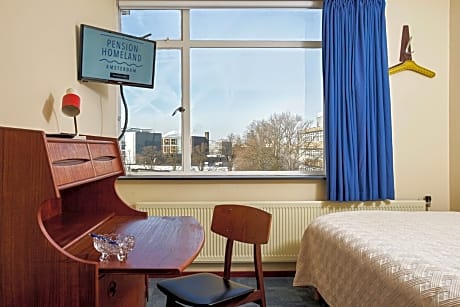 Single Room with Private Bathroom