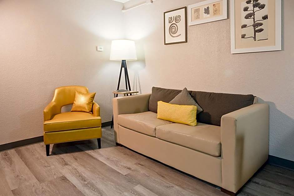 The Palms Inn & Suites Miami, Kendall, FL