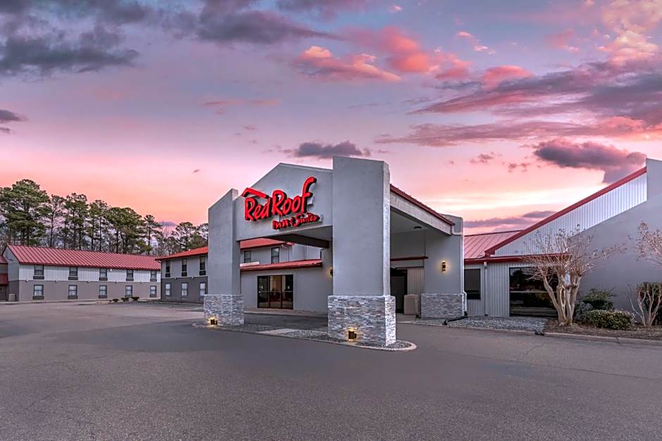 Red Roof Inn & Suites Newport News