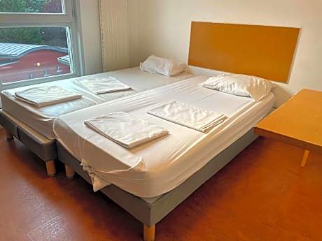 Twin Room with Bathroom